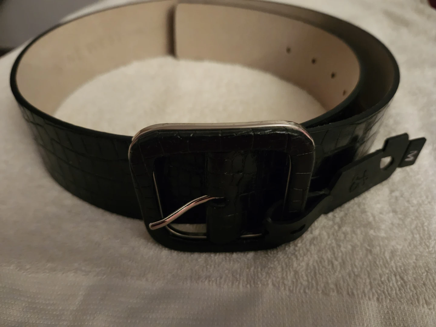 Women's Black Crocodile Belt Size Medium, square buckle 9 West
