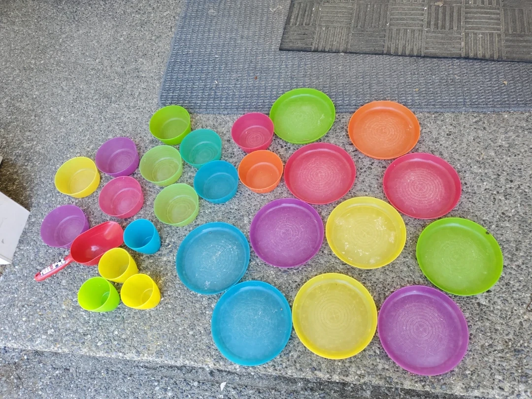 Plastic Bowls