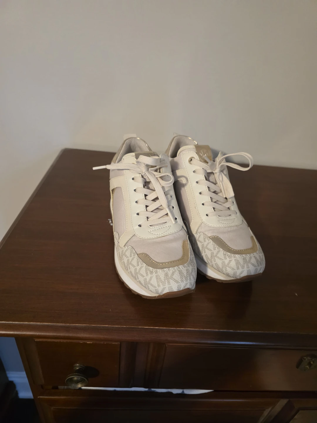 Michael Kors MK Beige & Gold Monogram Sneakers - photo 3