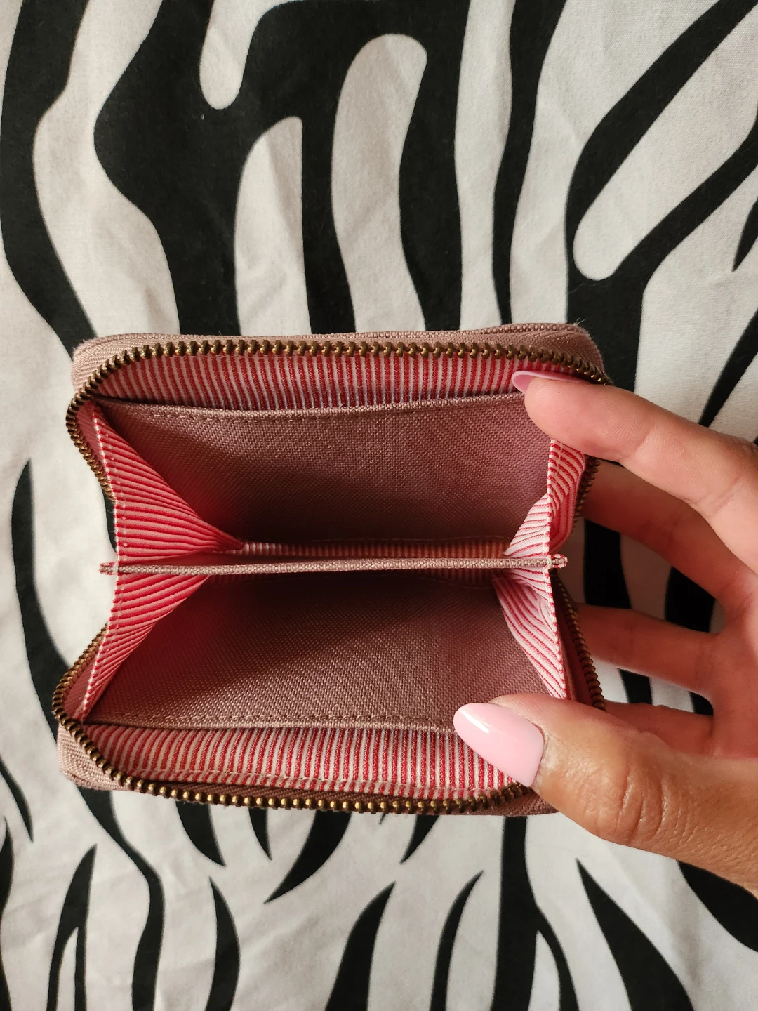 Herschel Supply Co. Pink Zip Wallet - photo 3