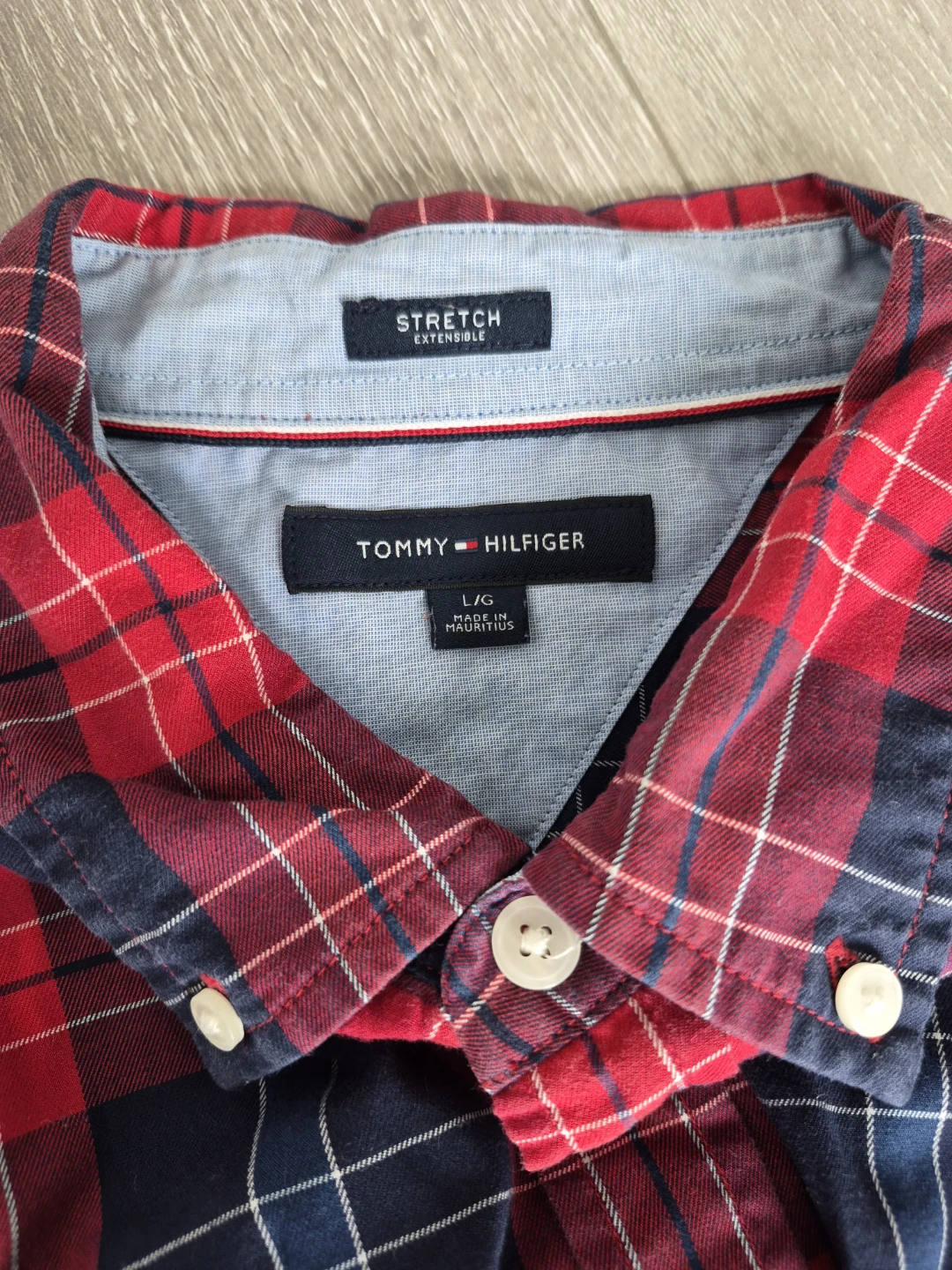 Tommy Hilfiger Men's Plaid Button-Up Shirt - Size Large - photo 3