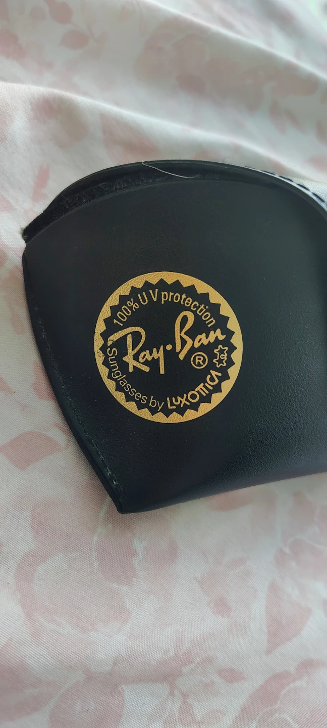 Ray-Ban Sunglasses with Case - photo 4