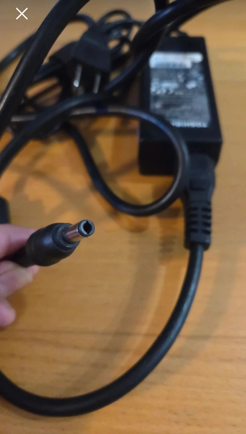 Laptop Charger - photo 2