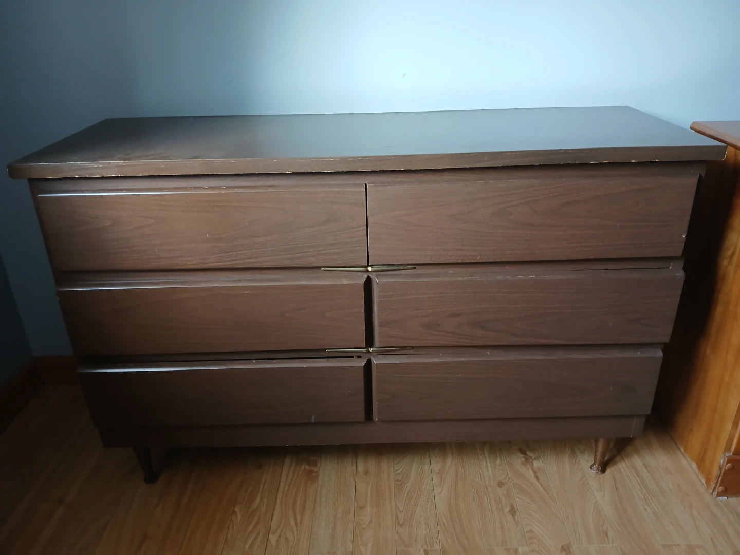 Dark brown 6 drawer dresser