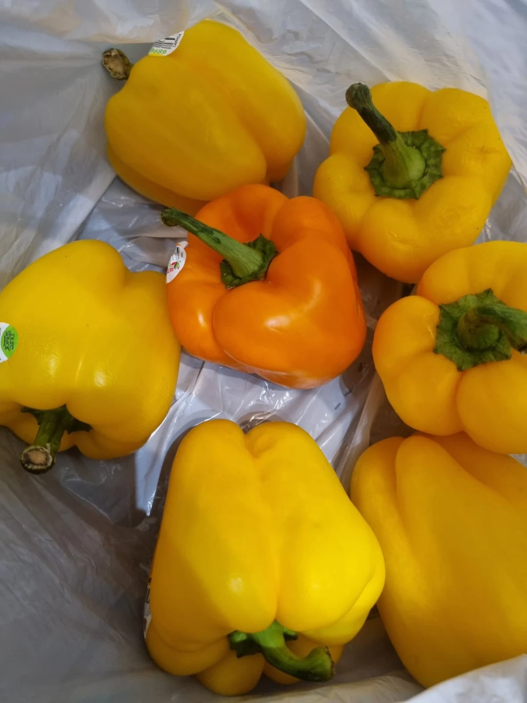 Free sweet peppers - Bag of 7