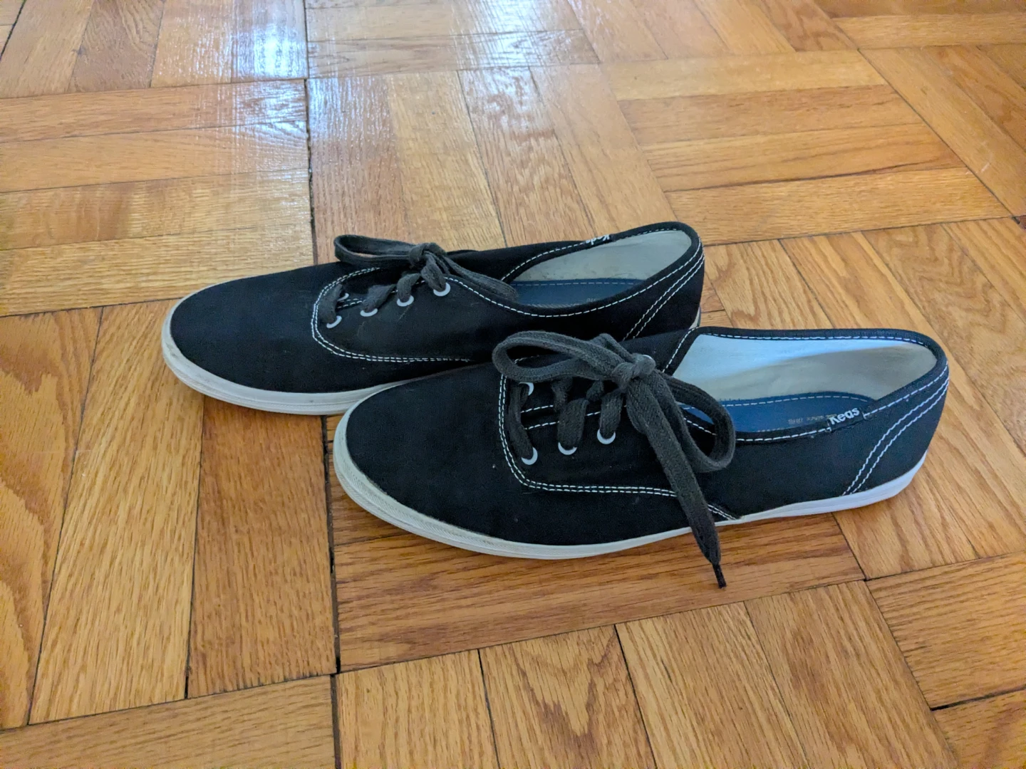 Keds Women's Black Canvas Sneakers size 10 - photo 2