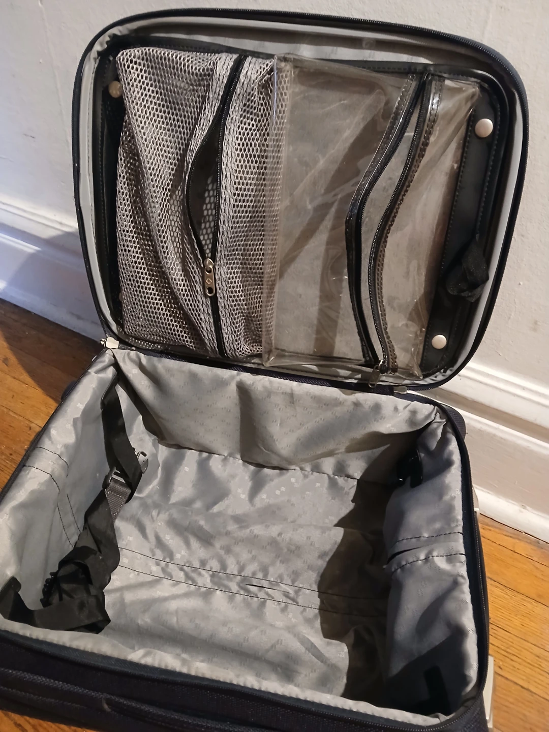 Samsonite Softshell Carry-on Luggage - photo 2