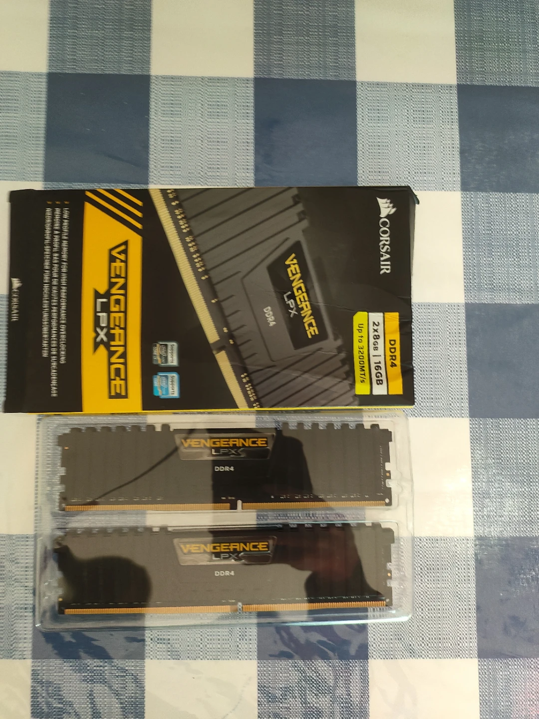Corsair Vengeance LPX DDR4 RAM Kit - photo 2