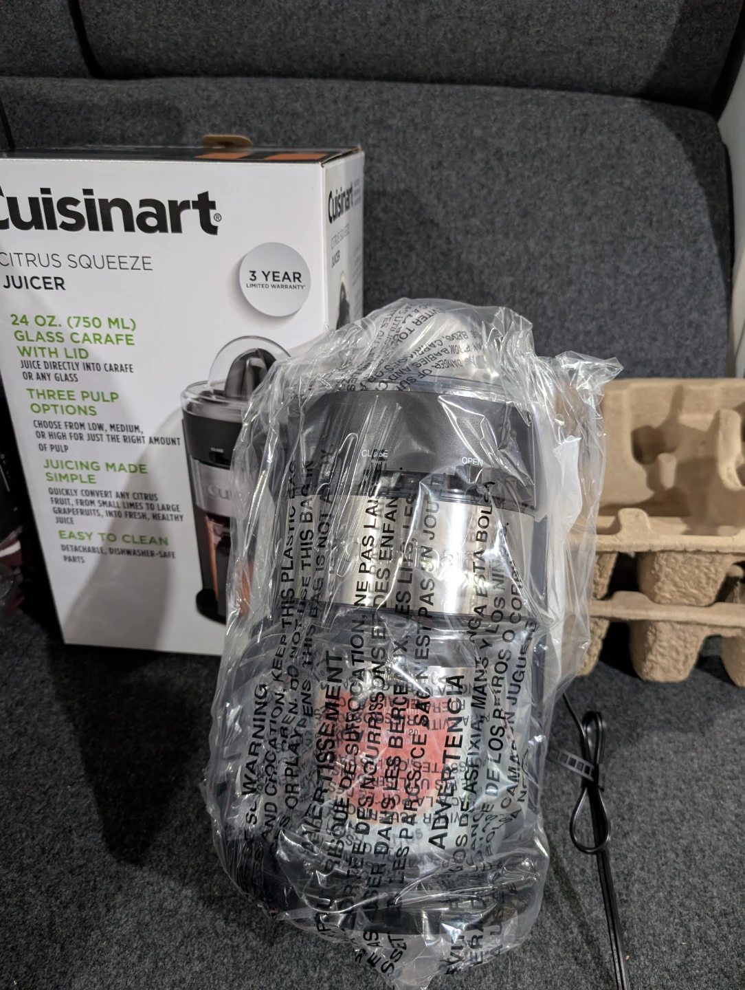 Cuisinart Citrus Squeeze Juicer (Brand New) - photo 4