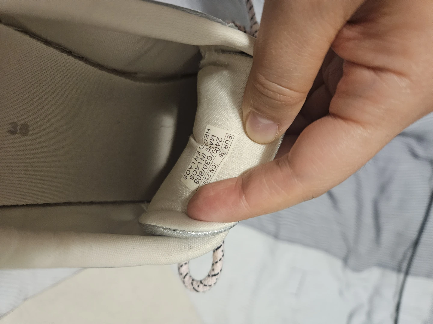 Zara Silver Sneakers for girl - EUR 36 - photo 2