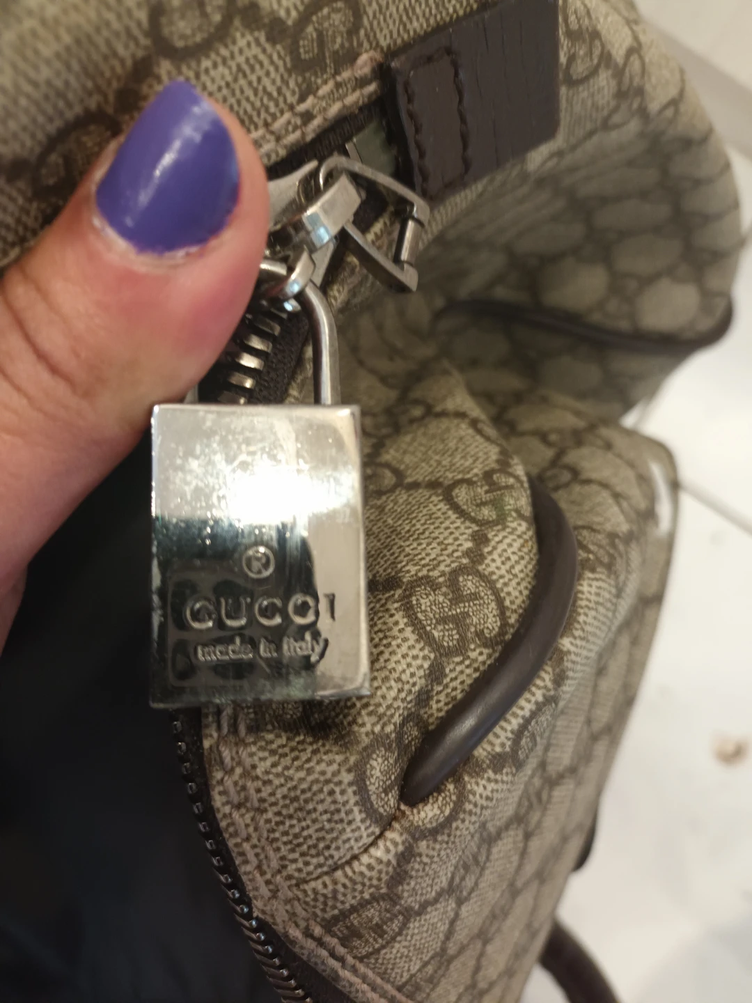 Gucci GG Supreme Monogram Weekend Bag - photo 4
