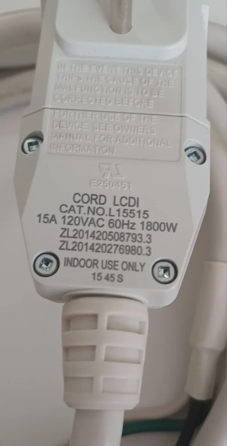 ELEGRP LCDI Surge Protector Extension Cord - photo 3