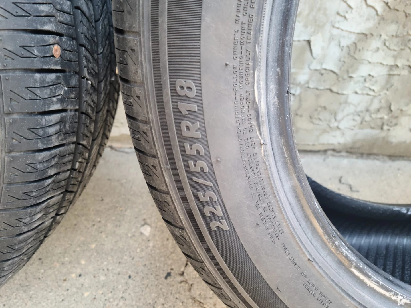 Set of 4 RoadX 3-season tires 225/55R18 98V - photo 4