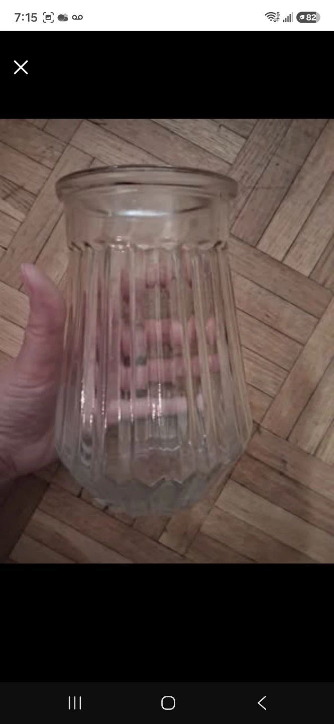 Two Glass Flower Vases - photo 4