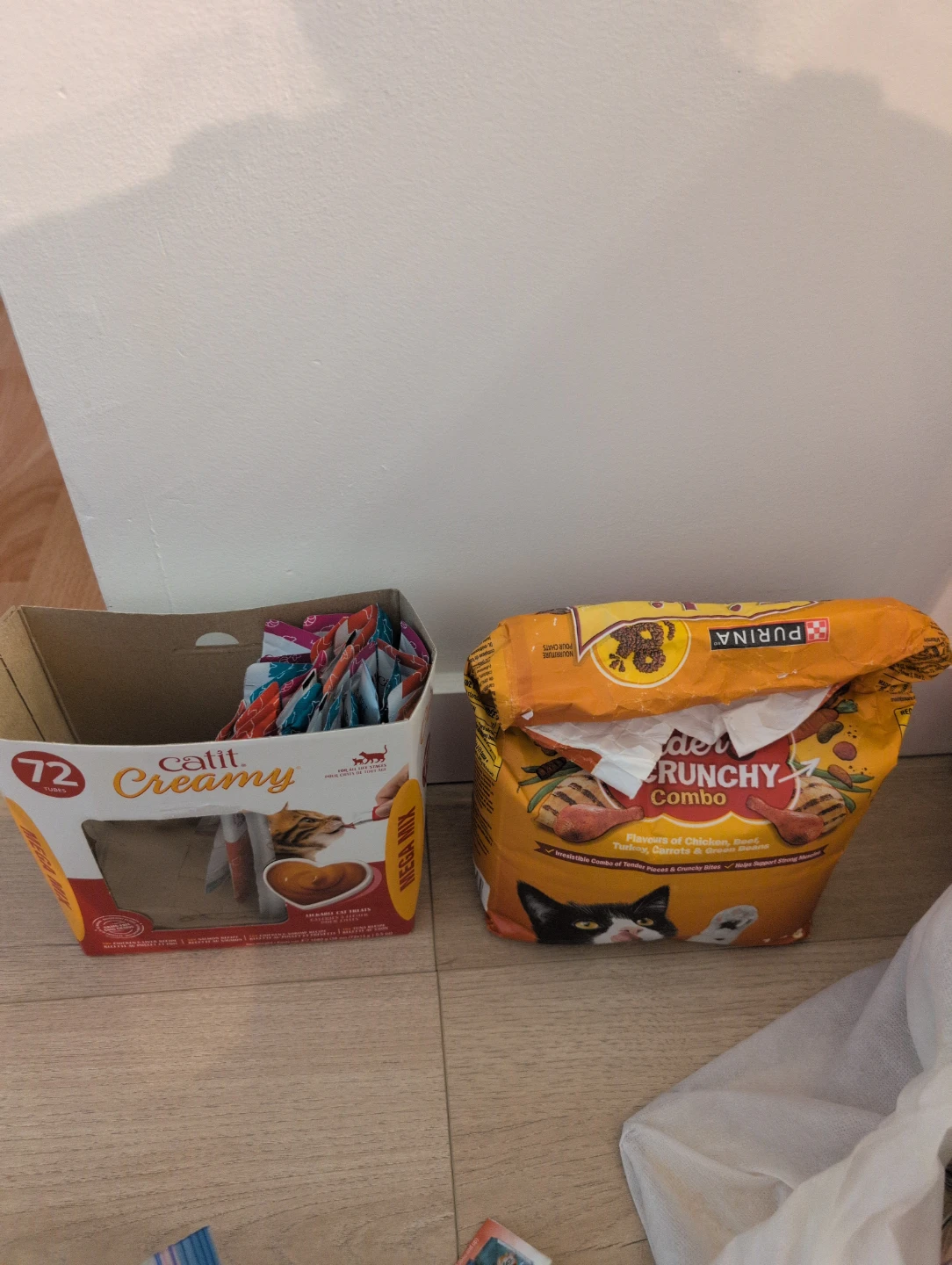 cat's food