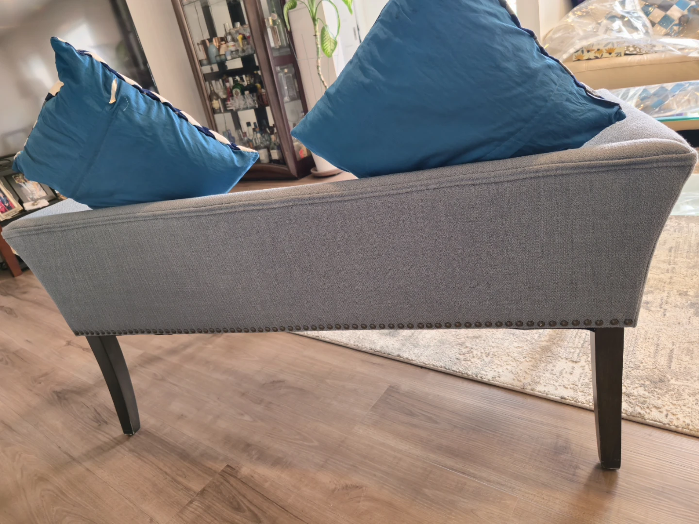 Light Blue Accent Bench with Decorative Pillows - photo 4