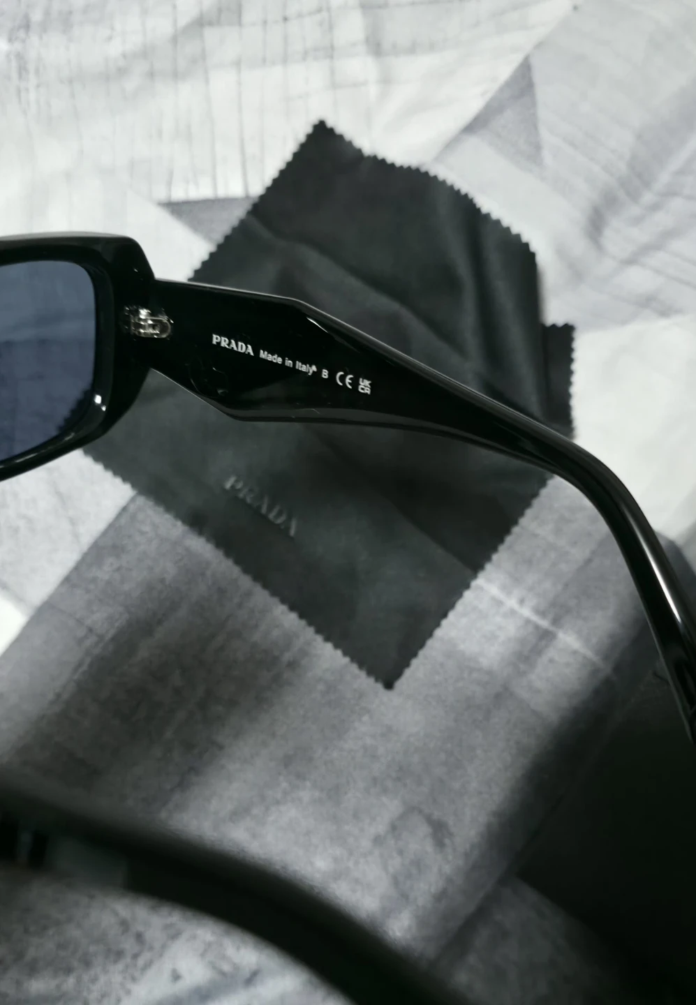 PRADA SPR 17W-F Sunglasses - photo 4