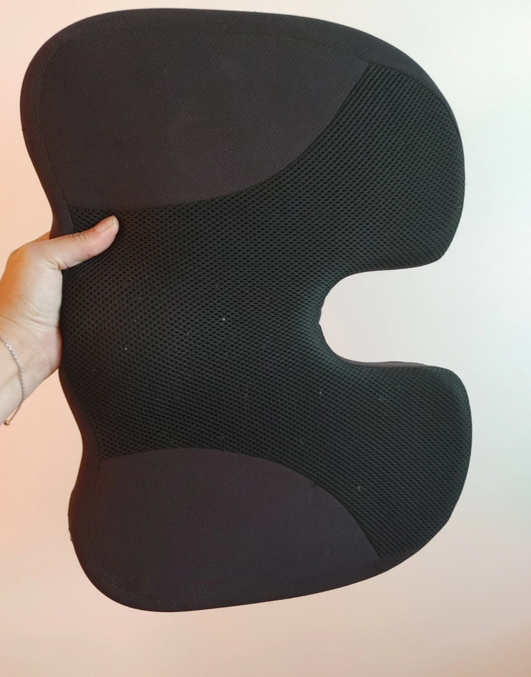 Black Ergonomic Seat Cushion - photo 2
