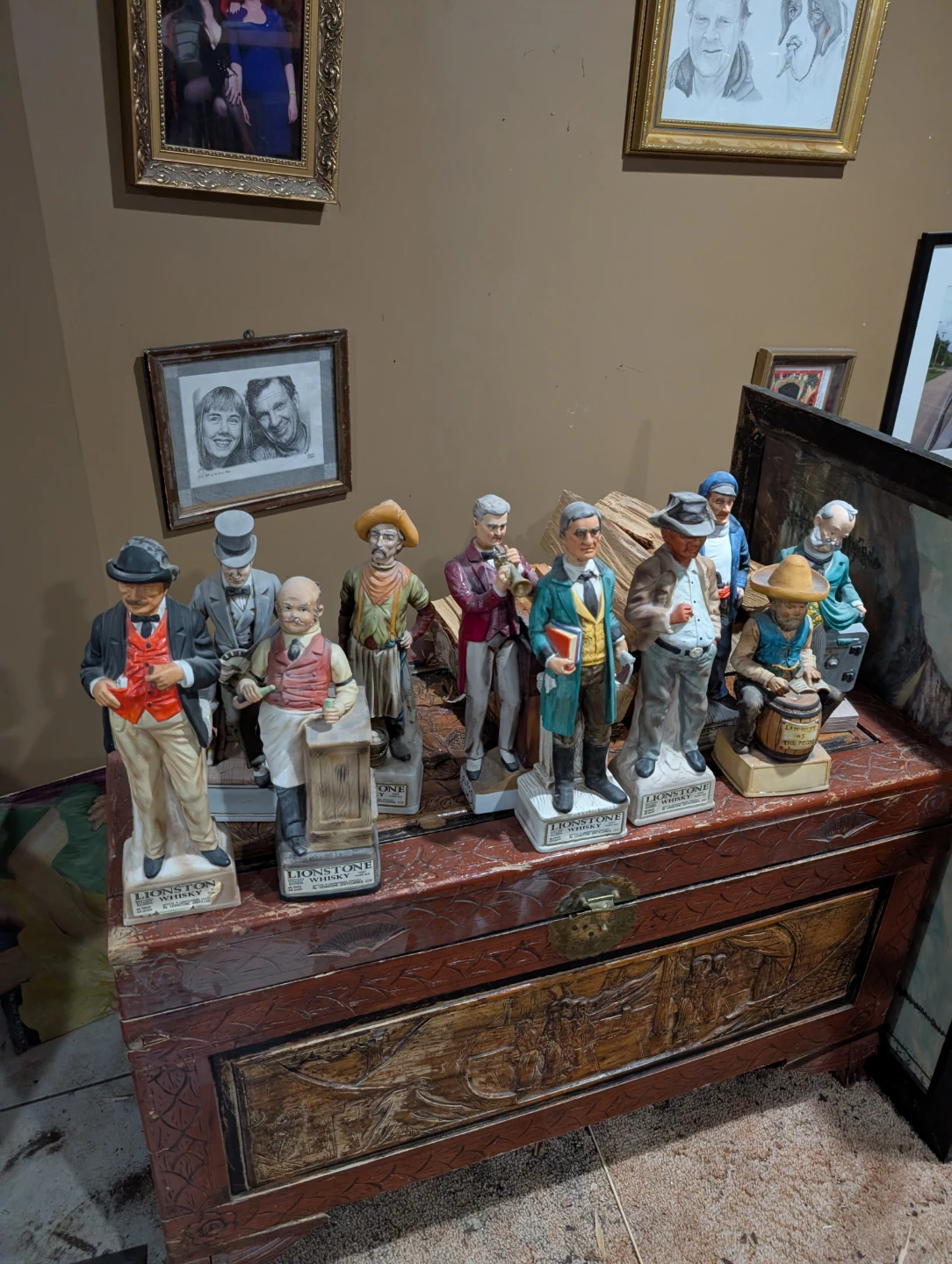 Lionstone Collectible Whisky Decanter Figures