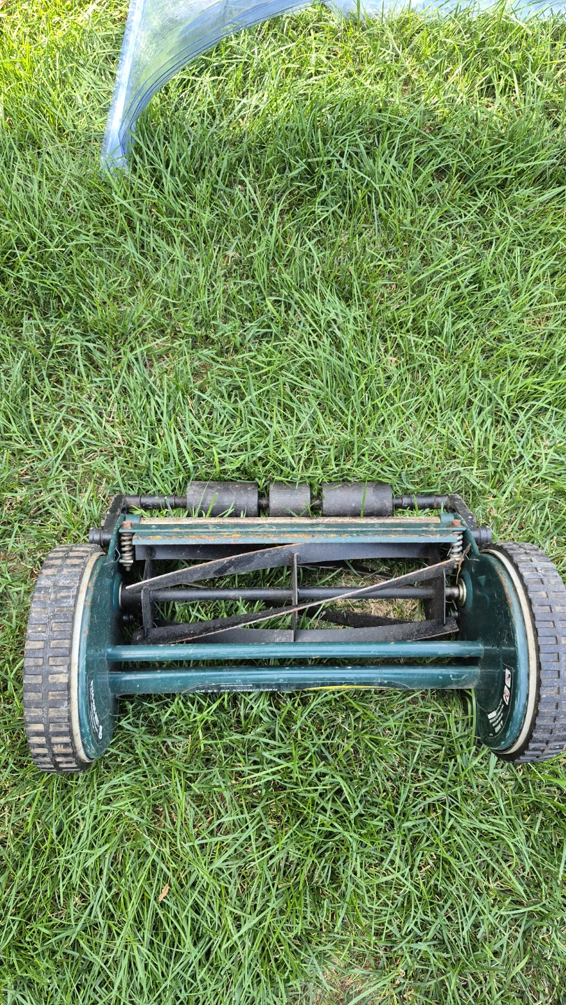 YARDWORKS 14" Reel Mower - photo 2