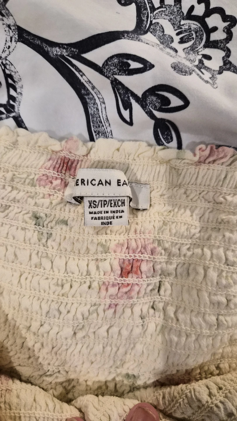 American Eagle Floral Smocked Mini Dress - photo 3