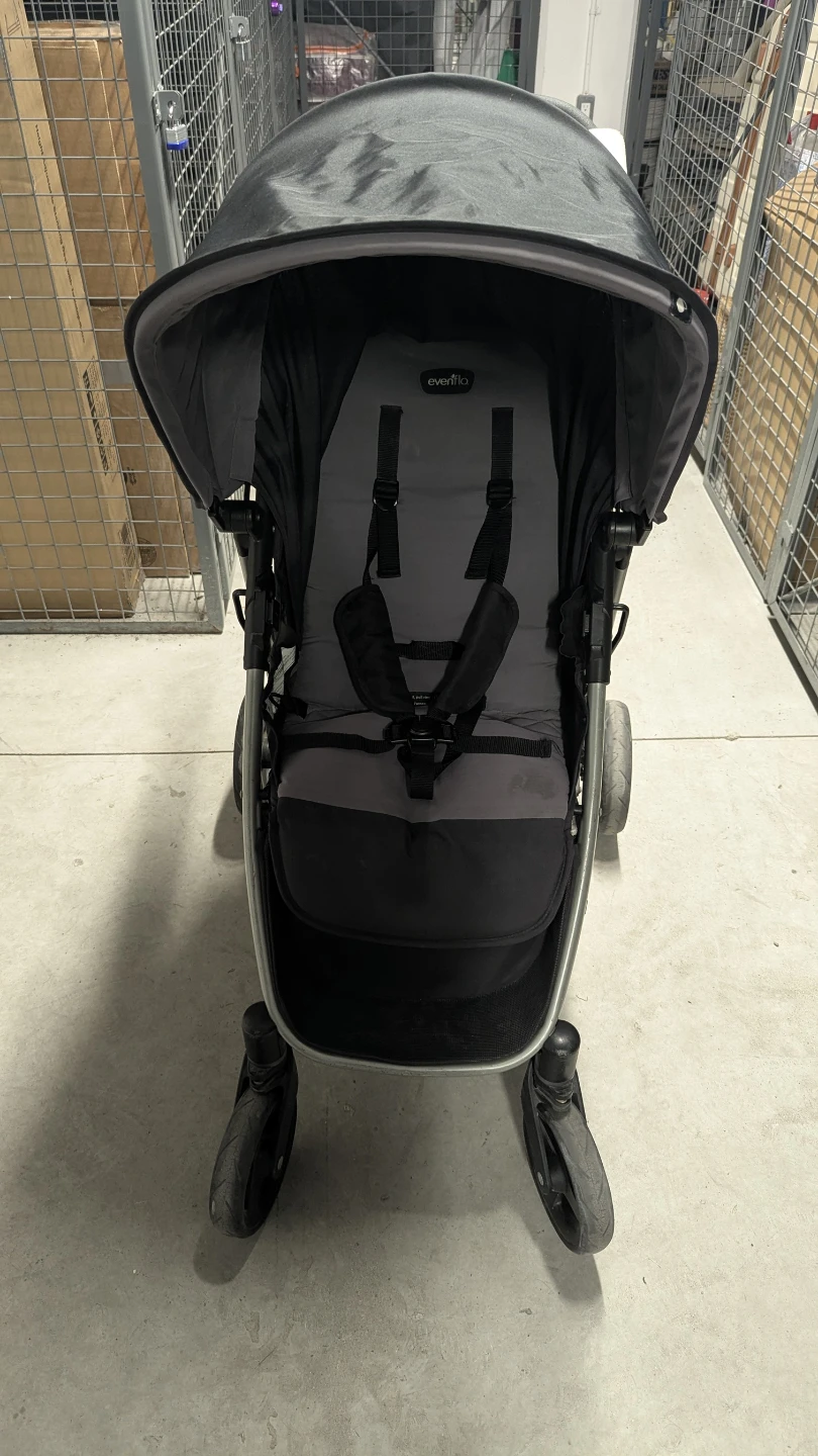 Evenflo Stroller - photo 3