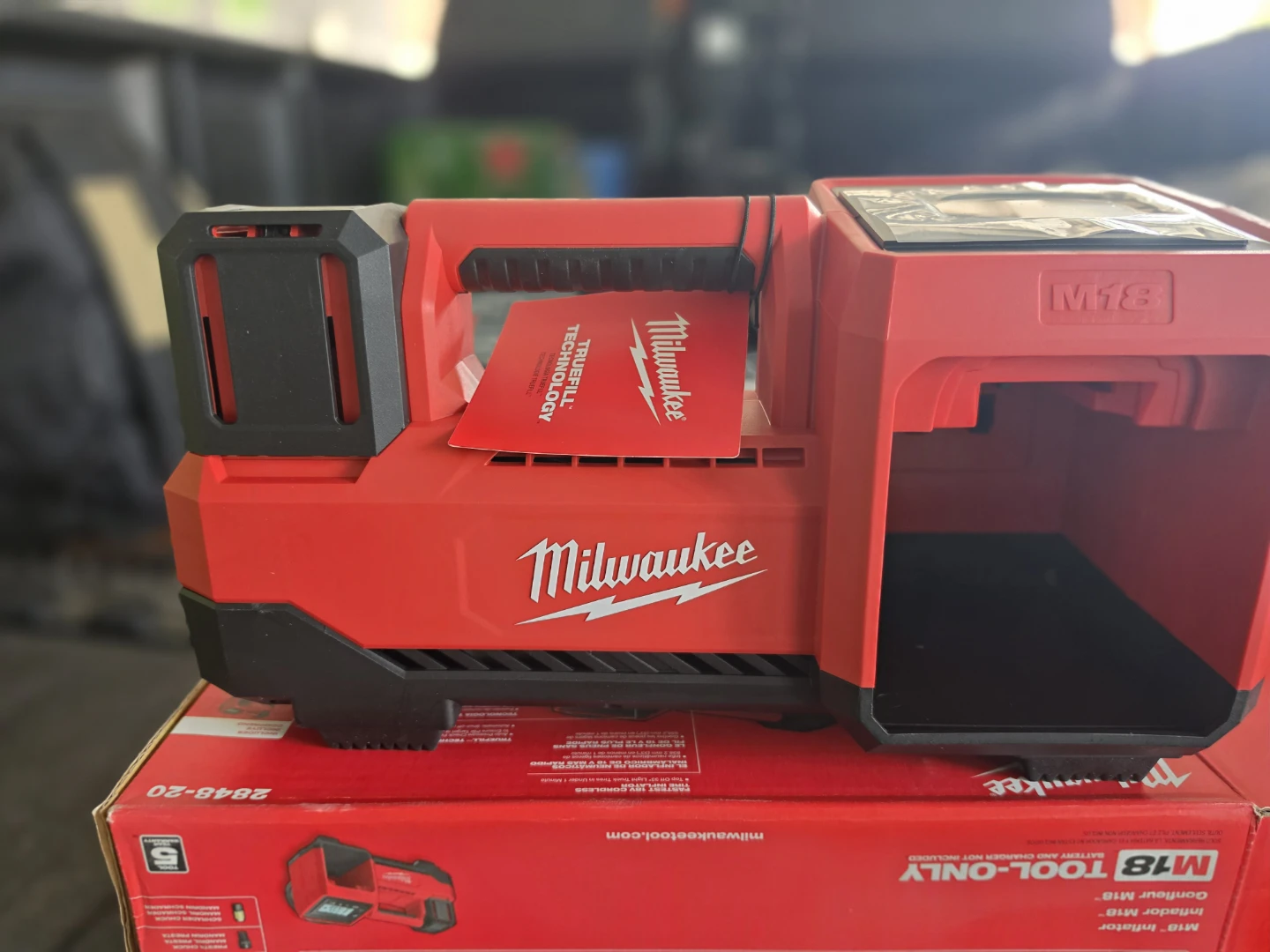 Milwaukee M18 Inflator (Tool-Only) - photo 3