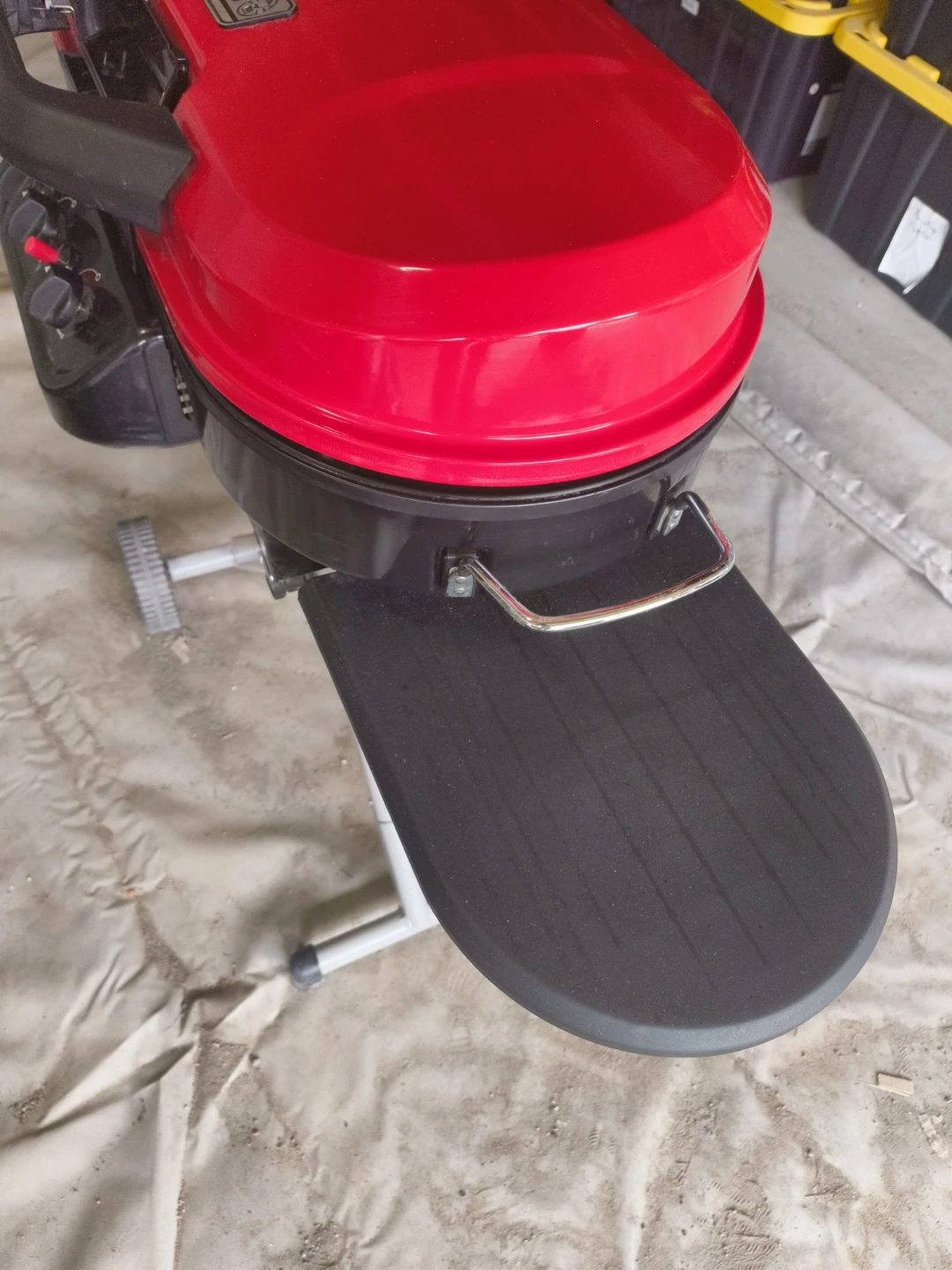 Coleman Portable Propane Grill - Red - photo 4