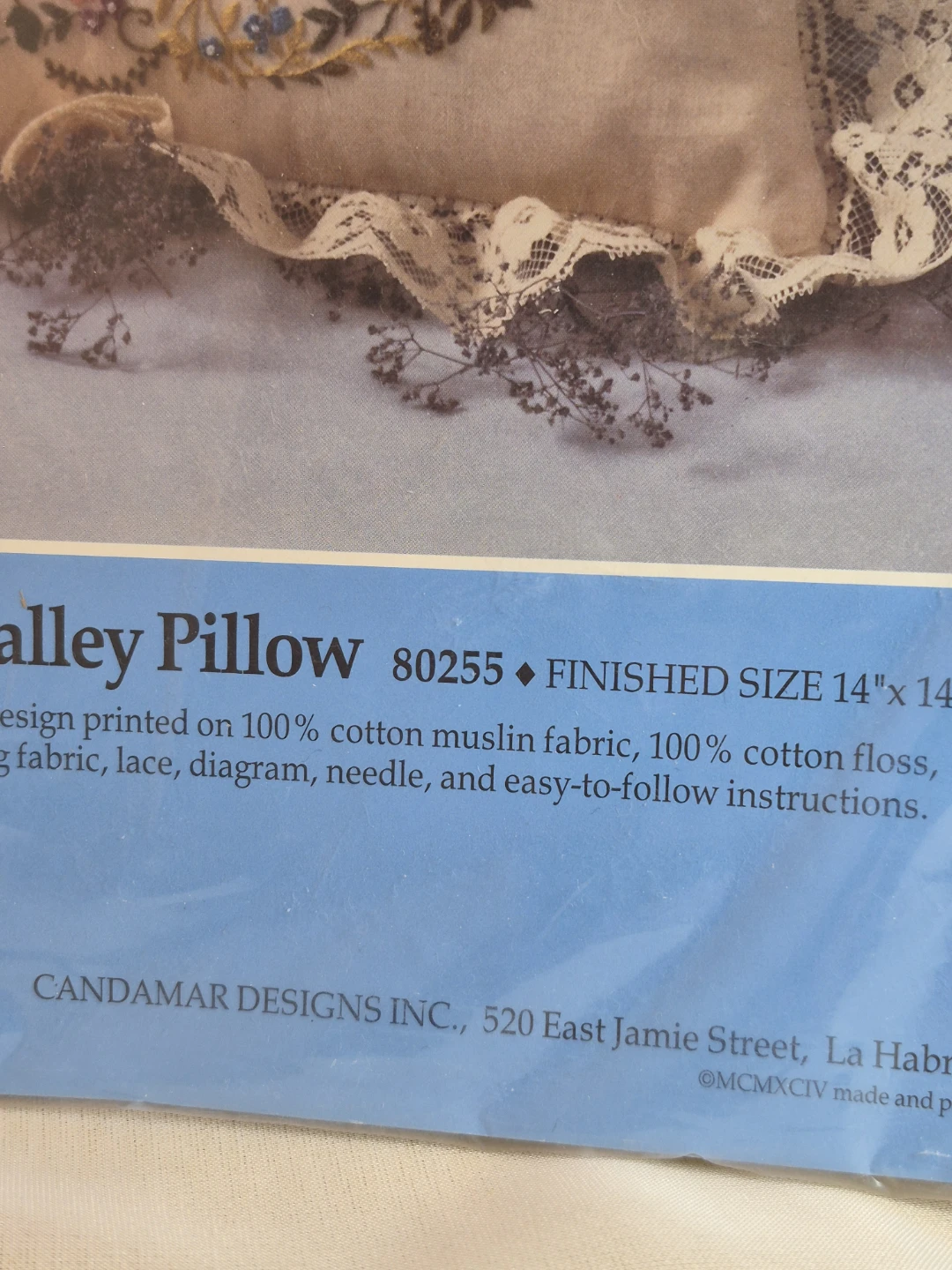 Candamar Designs inc. Embroidery Lily of the Valley Pillow Kit - photo 4