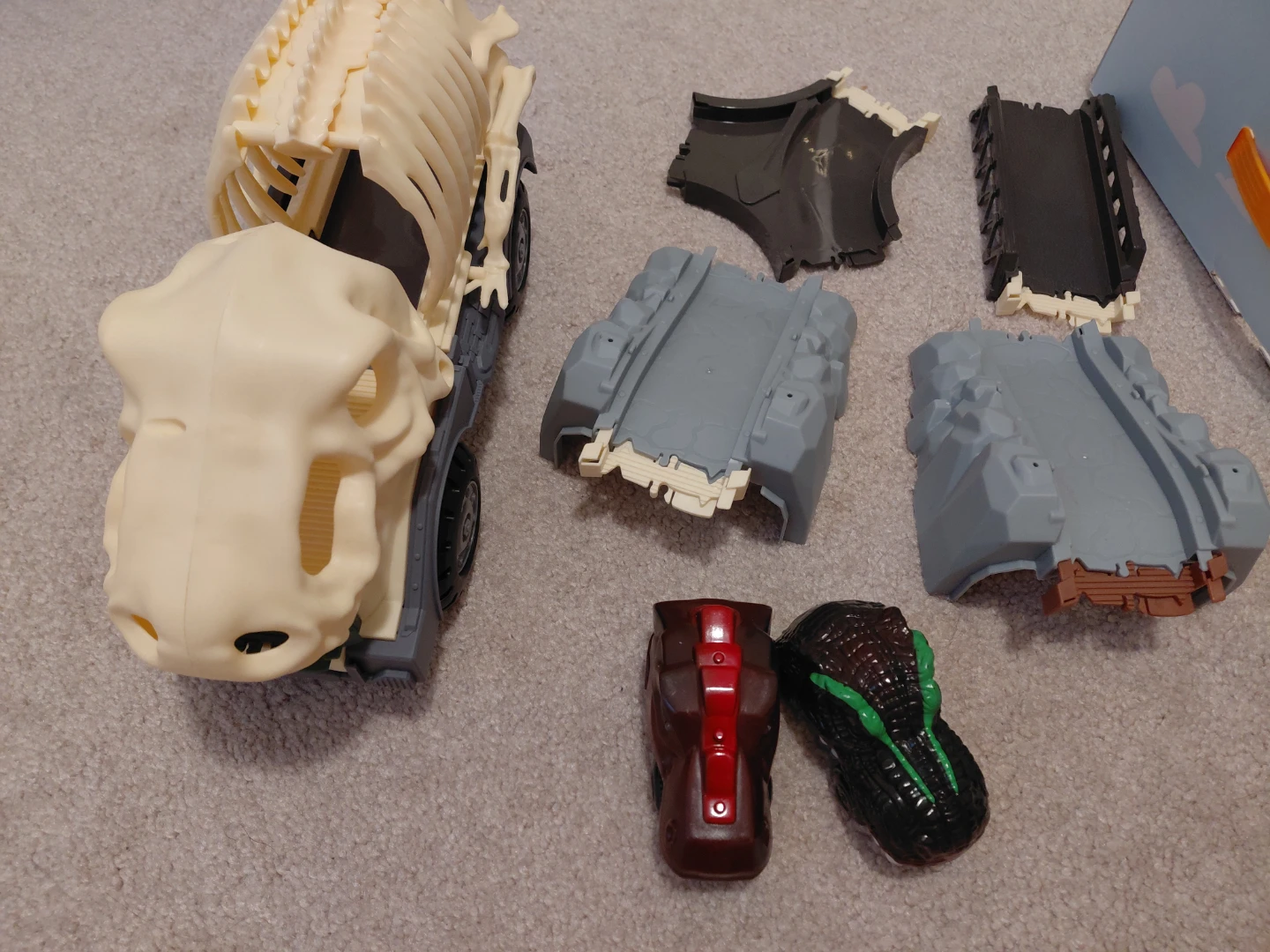 Dinosaur Race Track Toy Set