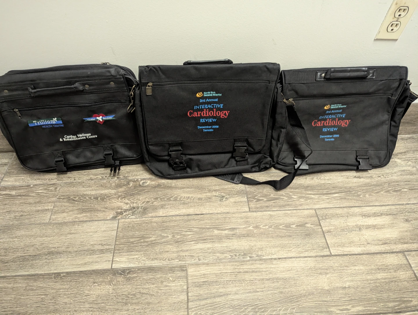 North York General Hospital Cardiology Review Messenger Bag