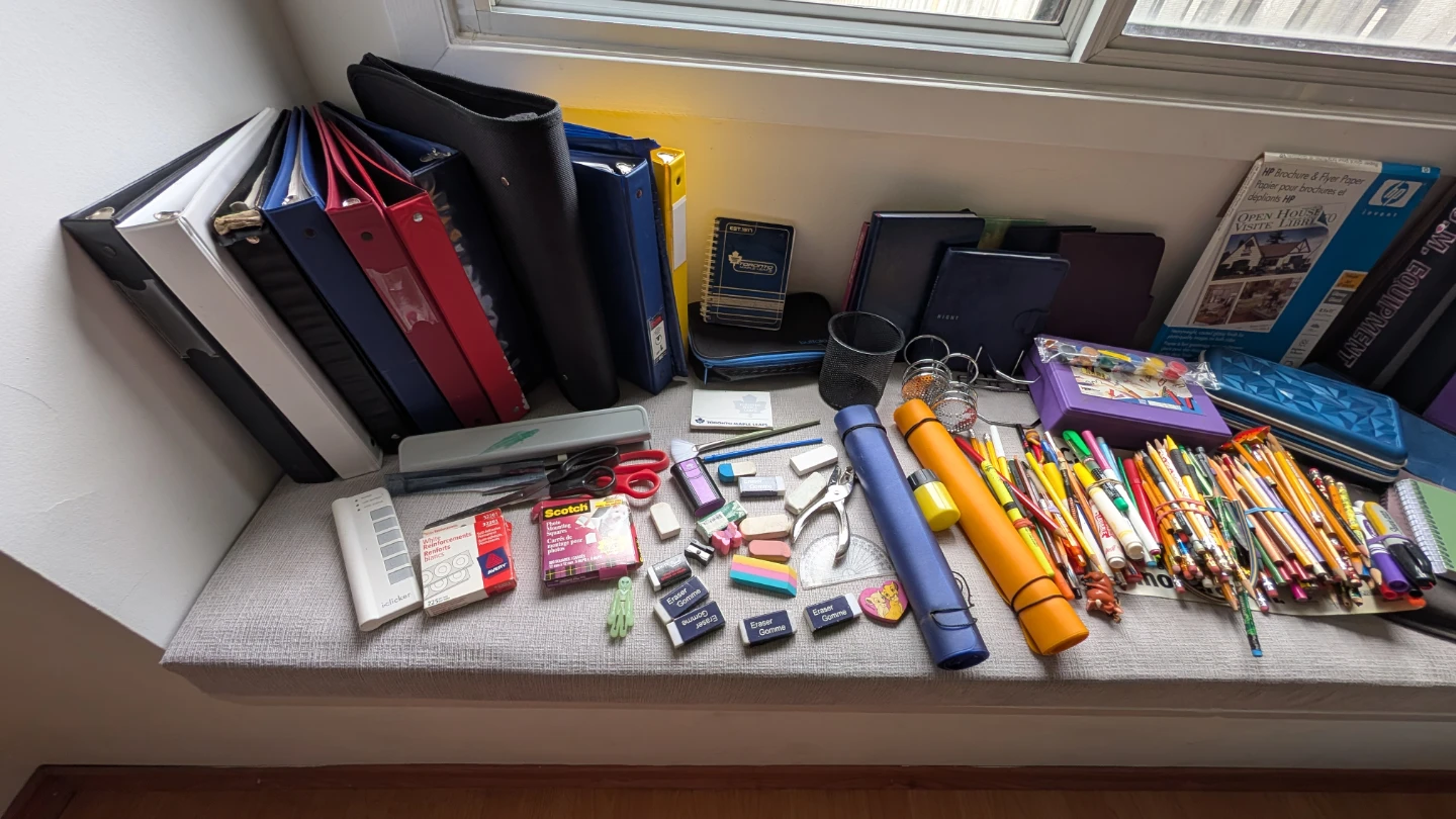 Back to School Assorted Stationery and School Supplies Bundle - photo 3