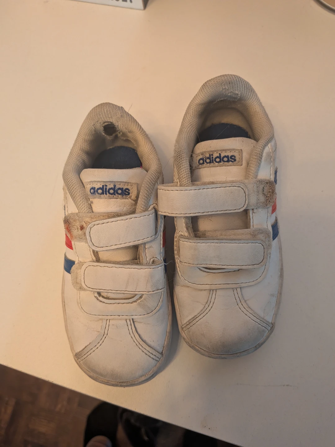 Adidas kids shoes - photo 2