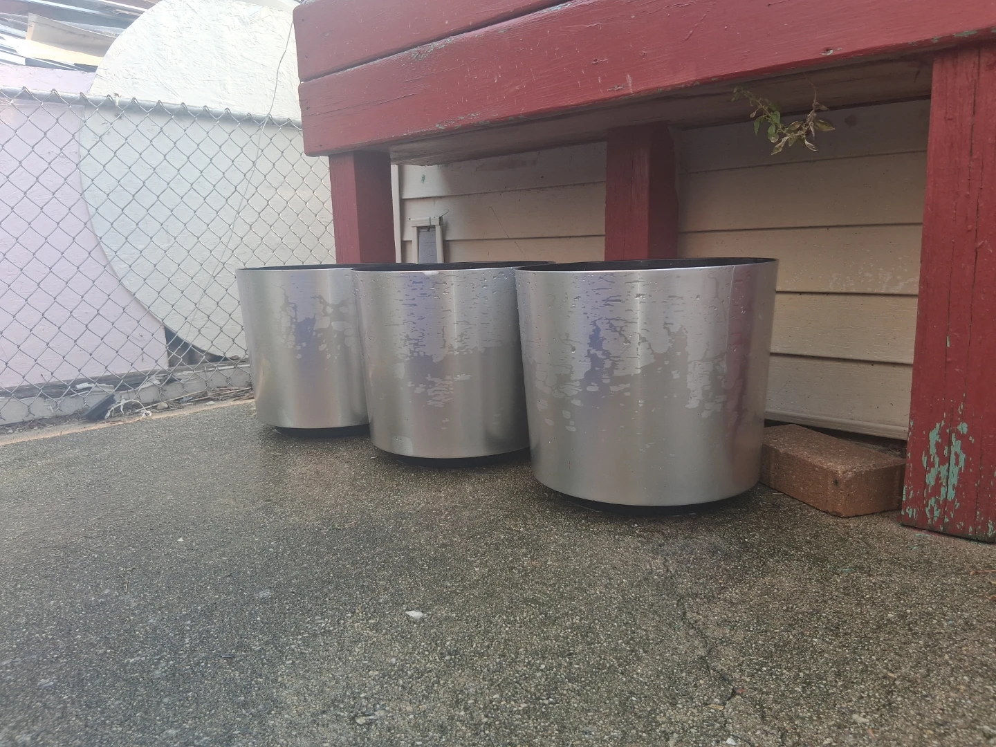 Set of 3 Silver Round Planters - photo 2