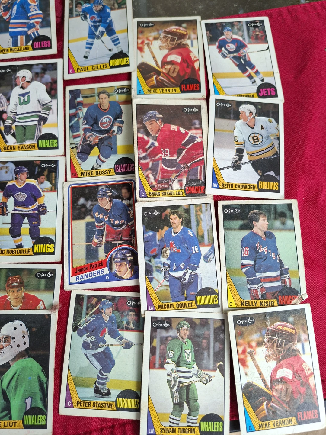 Collection of 1980's O-Pee-Chee Hockey Cards - photo 2