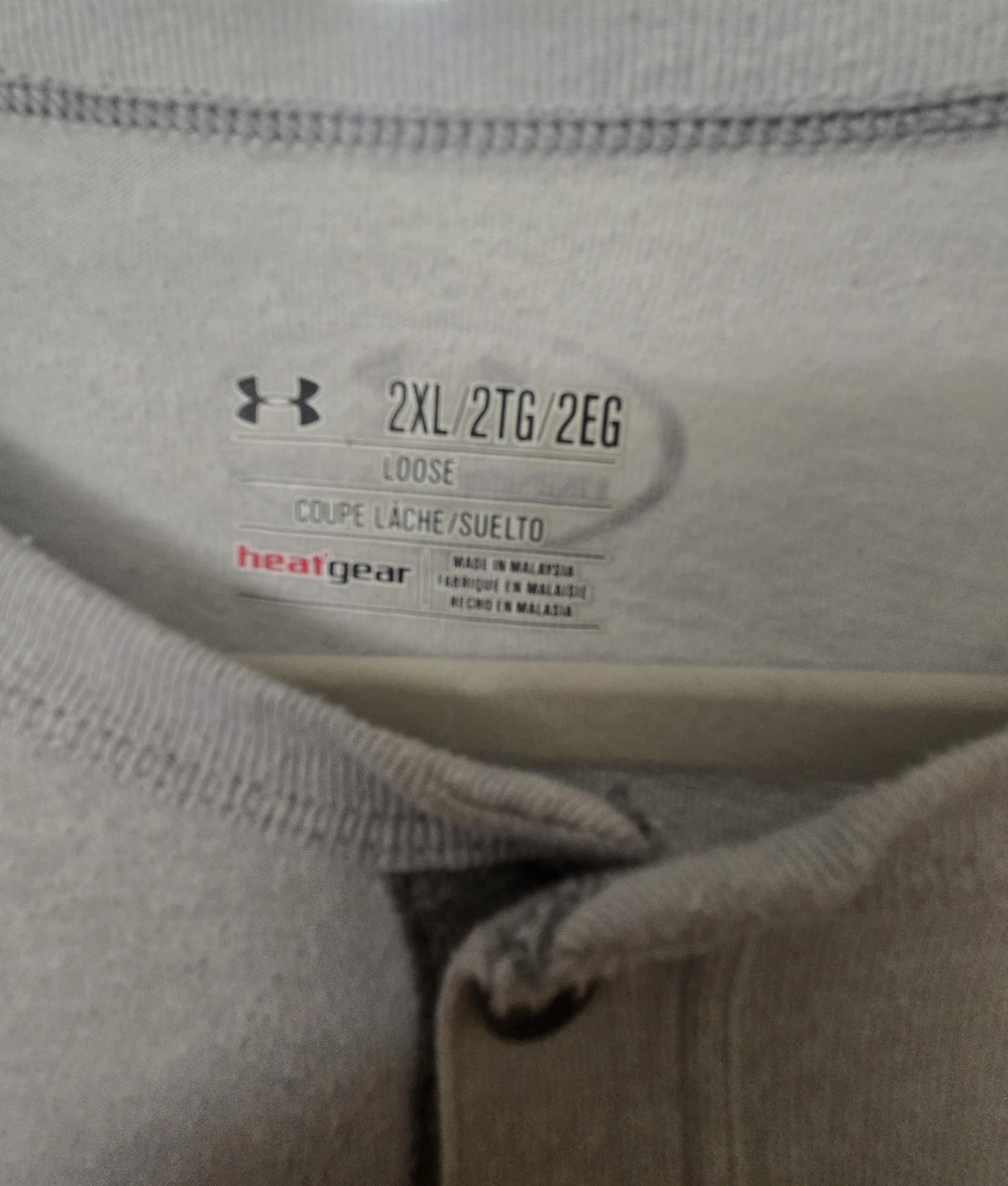 2 Under Armour Men's 2XL 3 button long sleeve Henleys. - photo 4