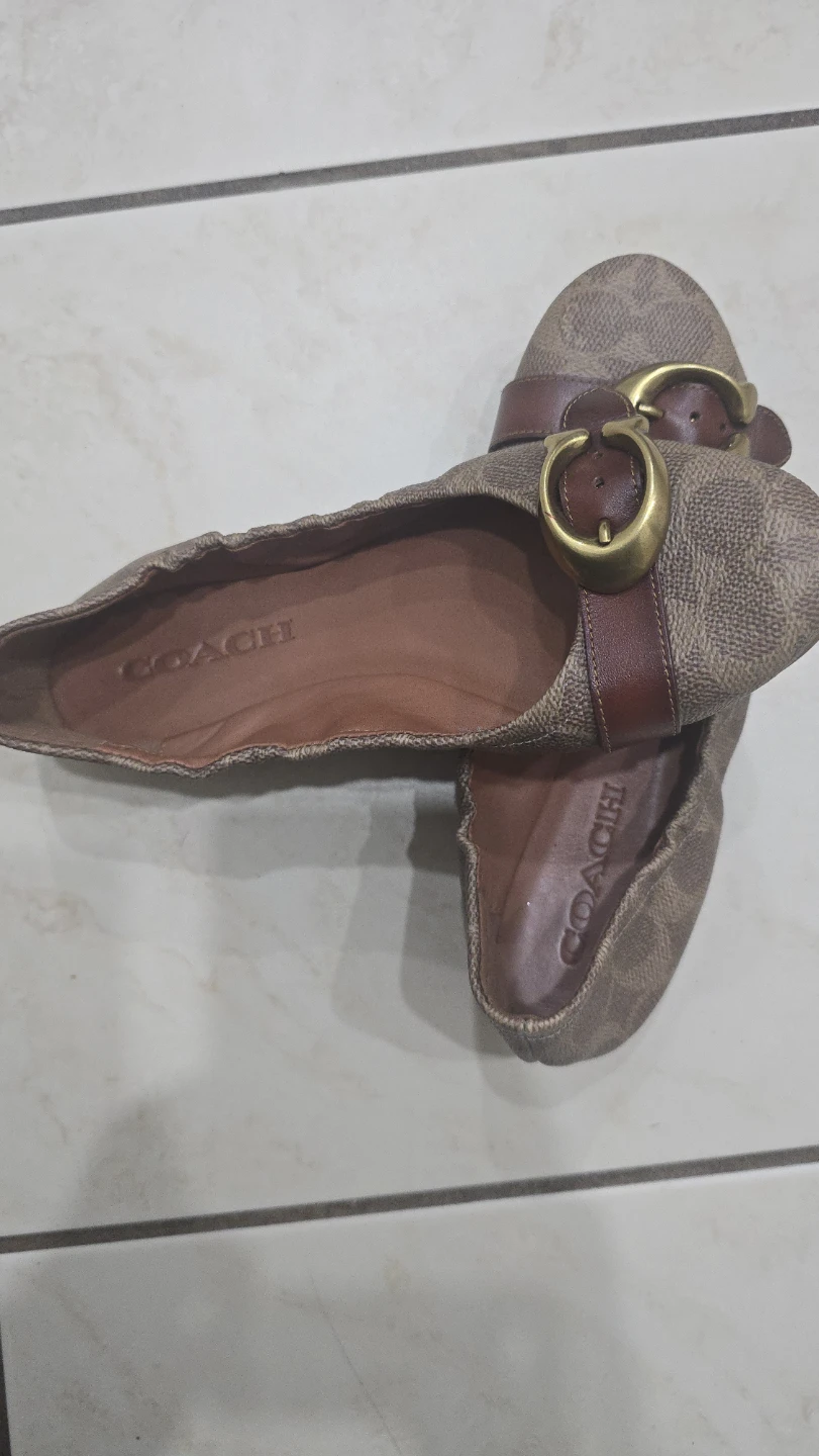 COACH Women's Ballet Flats size 6 - photo 4