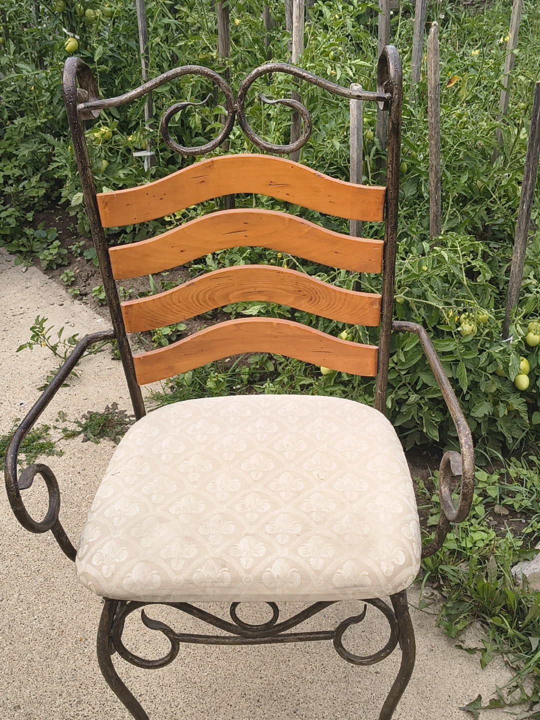 Metal and Wood Accent Chair - photo 2