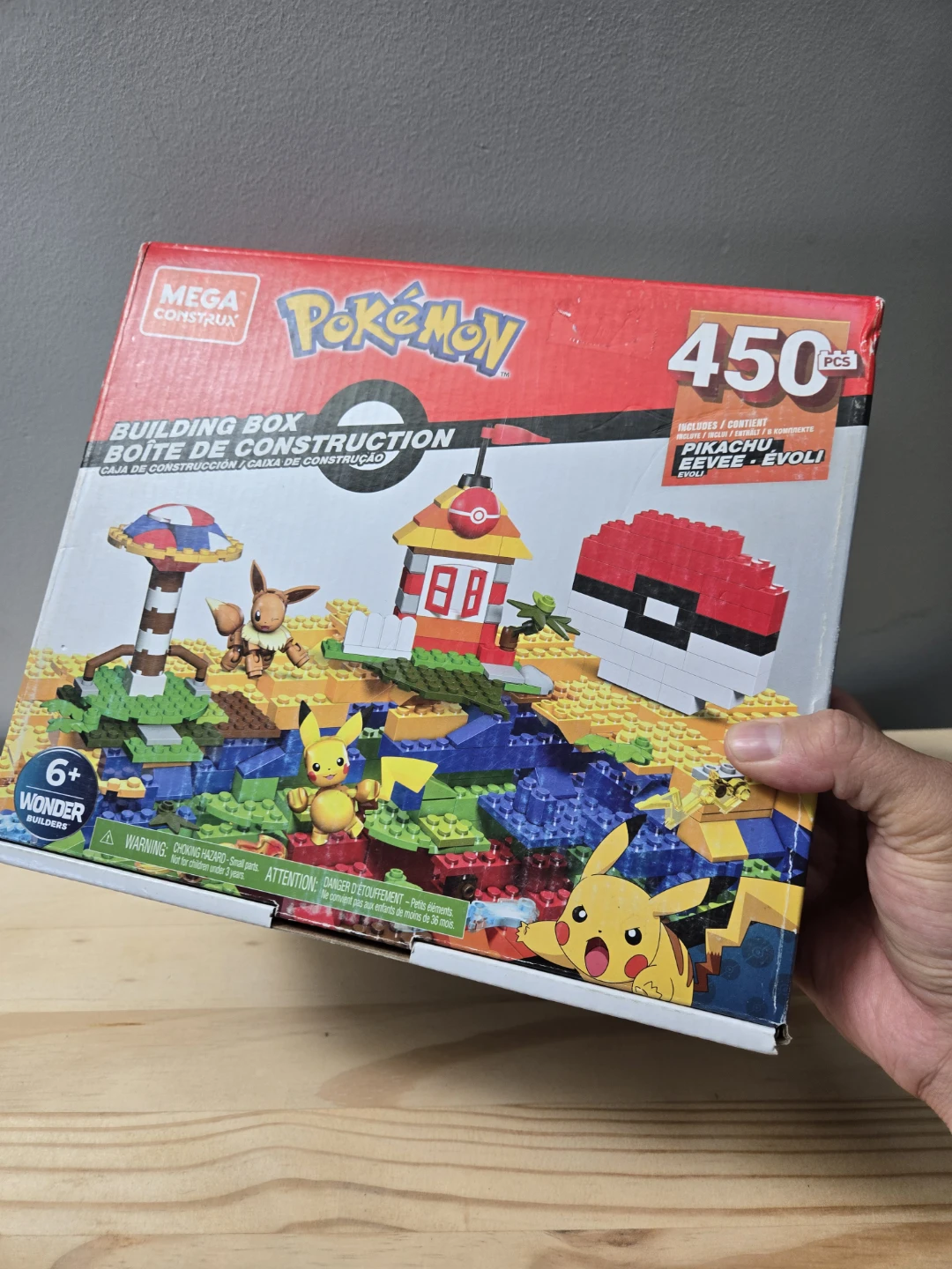 NEW Mega bloks pokemon pikachu evee