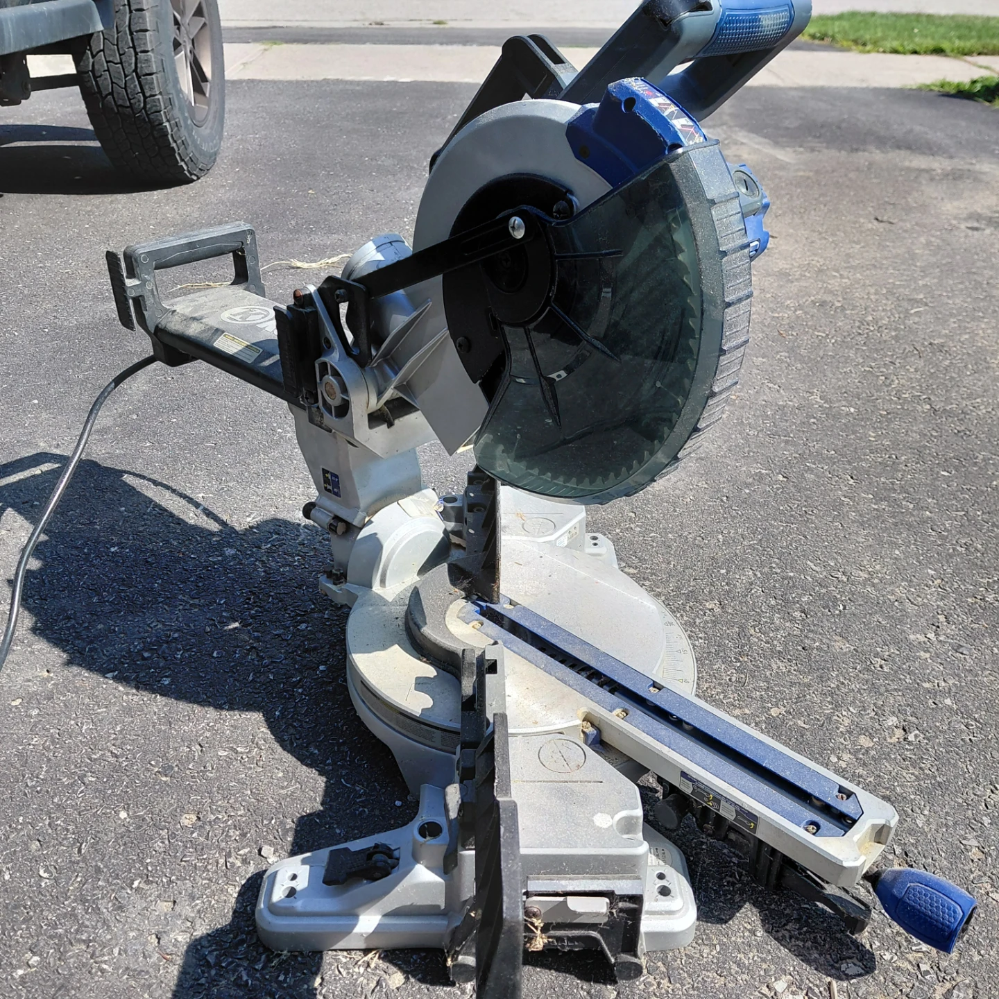 Kobalt Miter Saw - photo 2