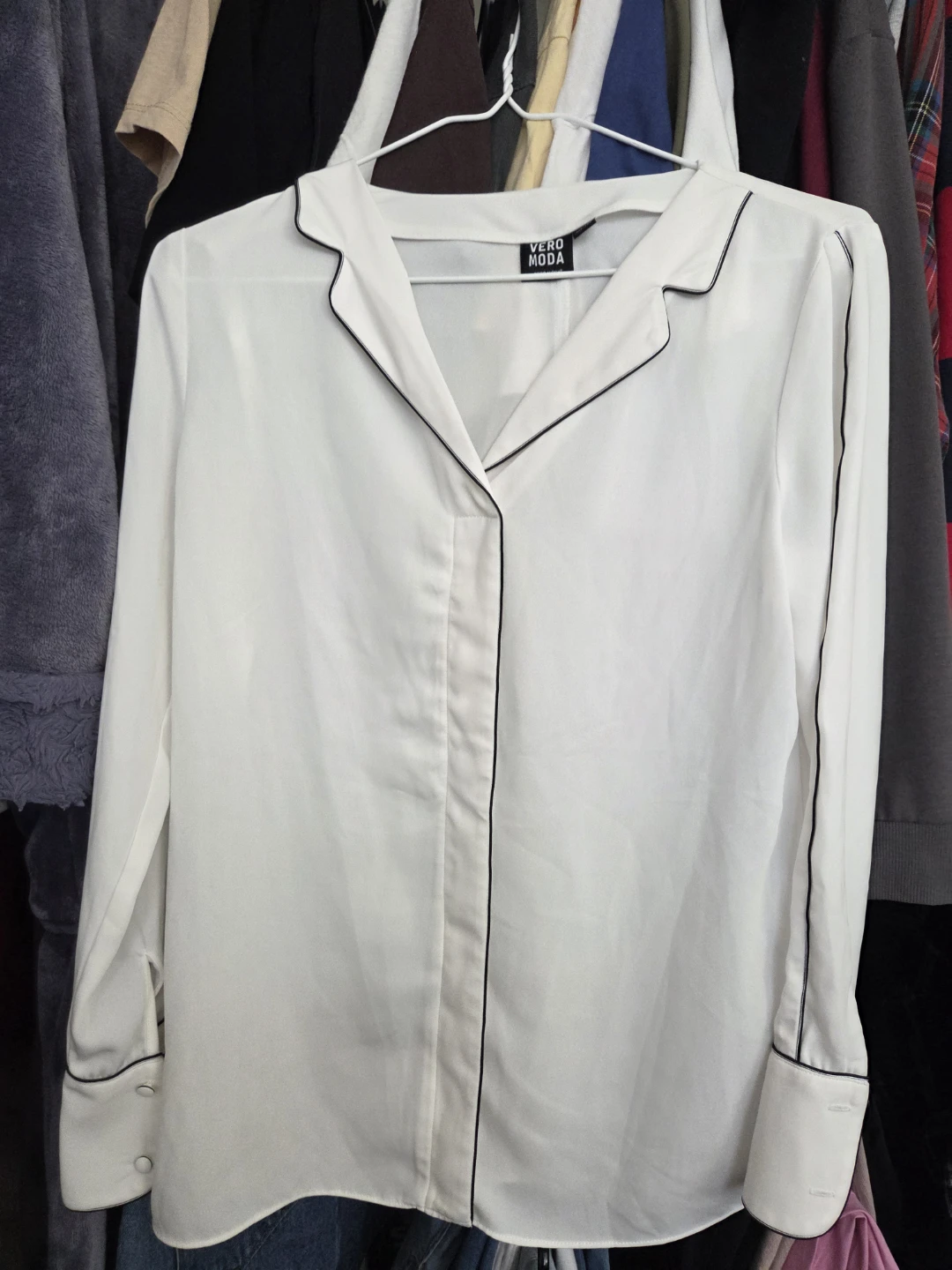 VERO MODA White Long Sleeve Blouse