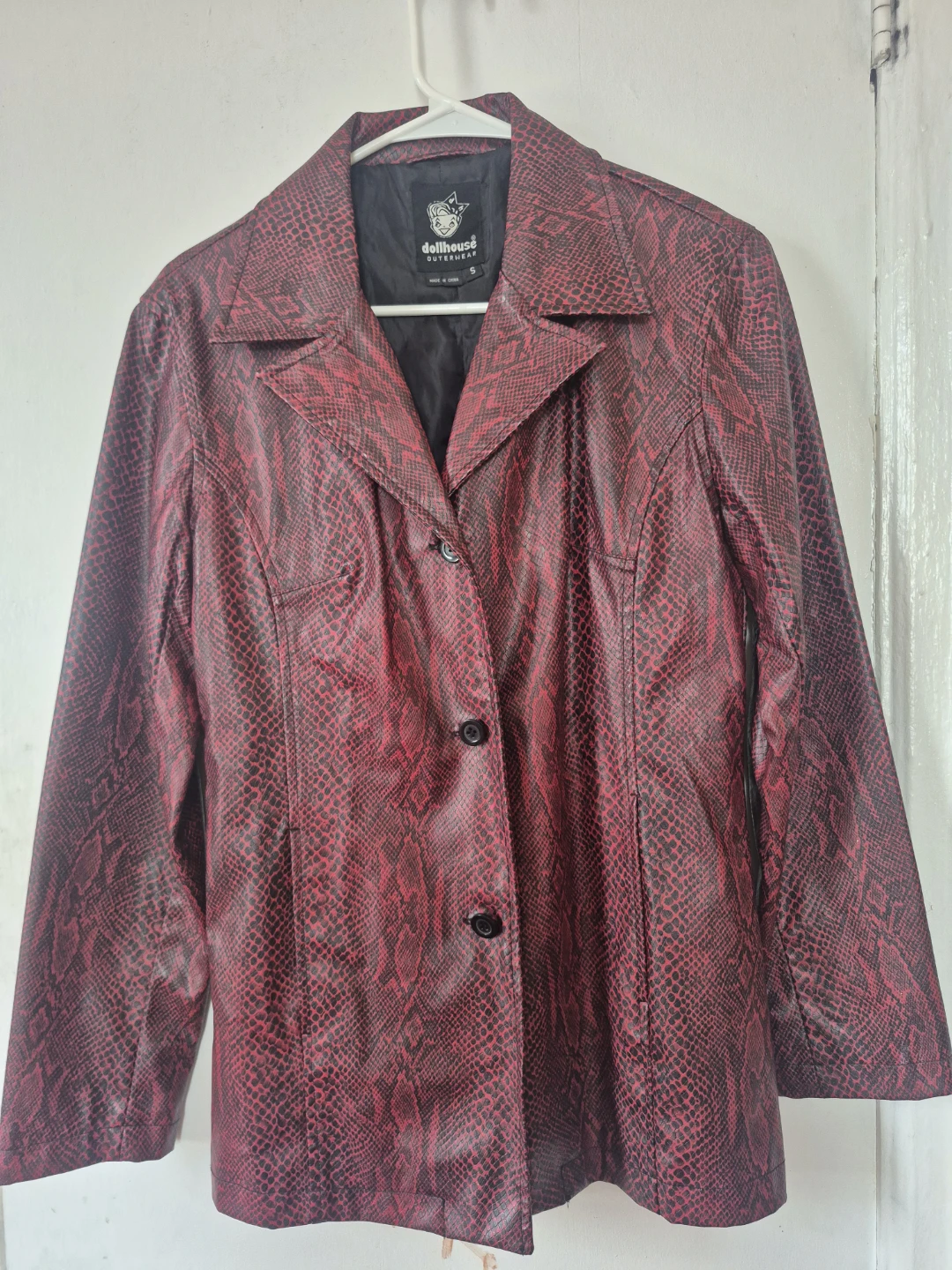 Dollhouse Outerwear Red Snakeskin Blazer Size S