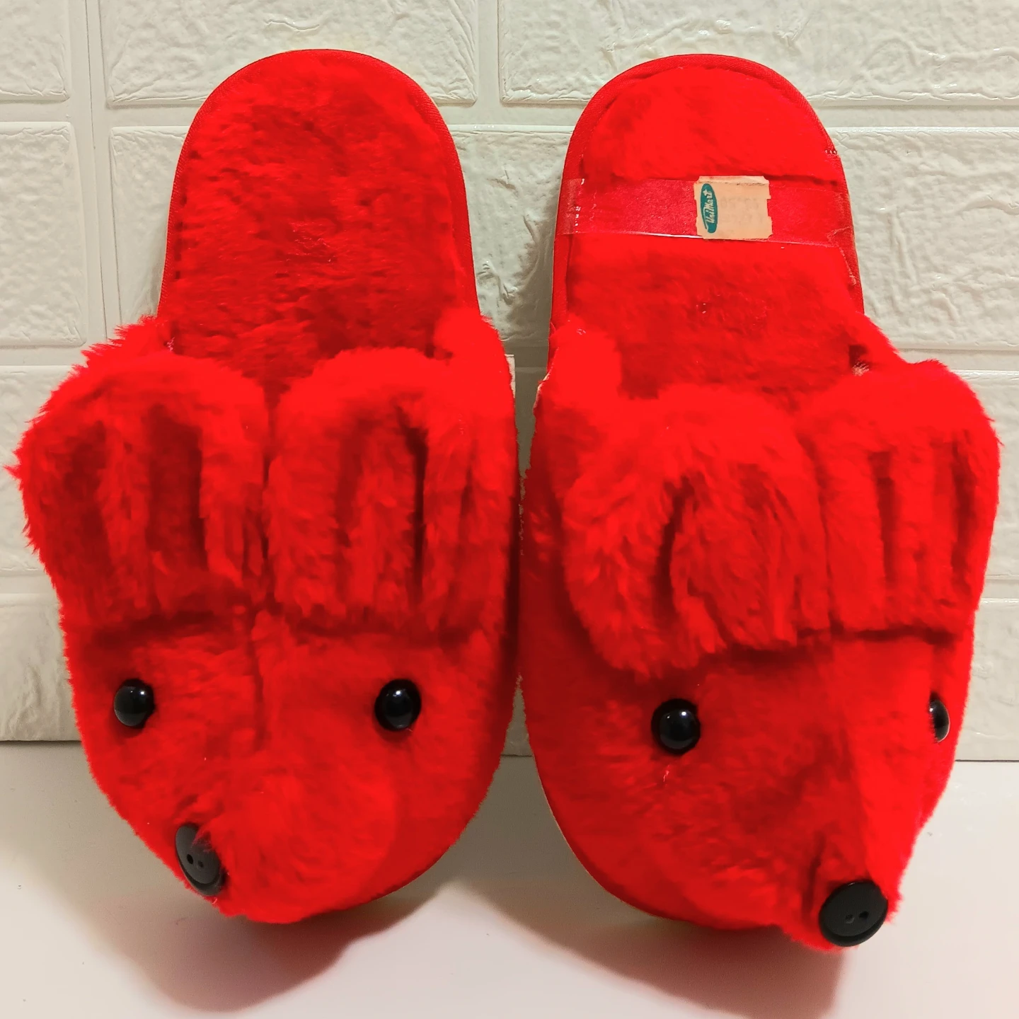 🩴Super Cozy Red Plush Mouse Slippers Size 6🩴 - photo 2