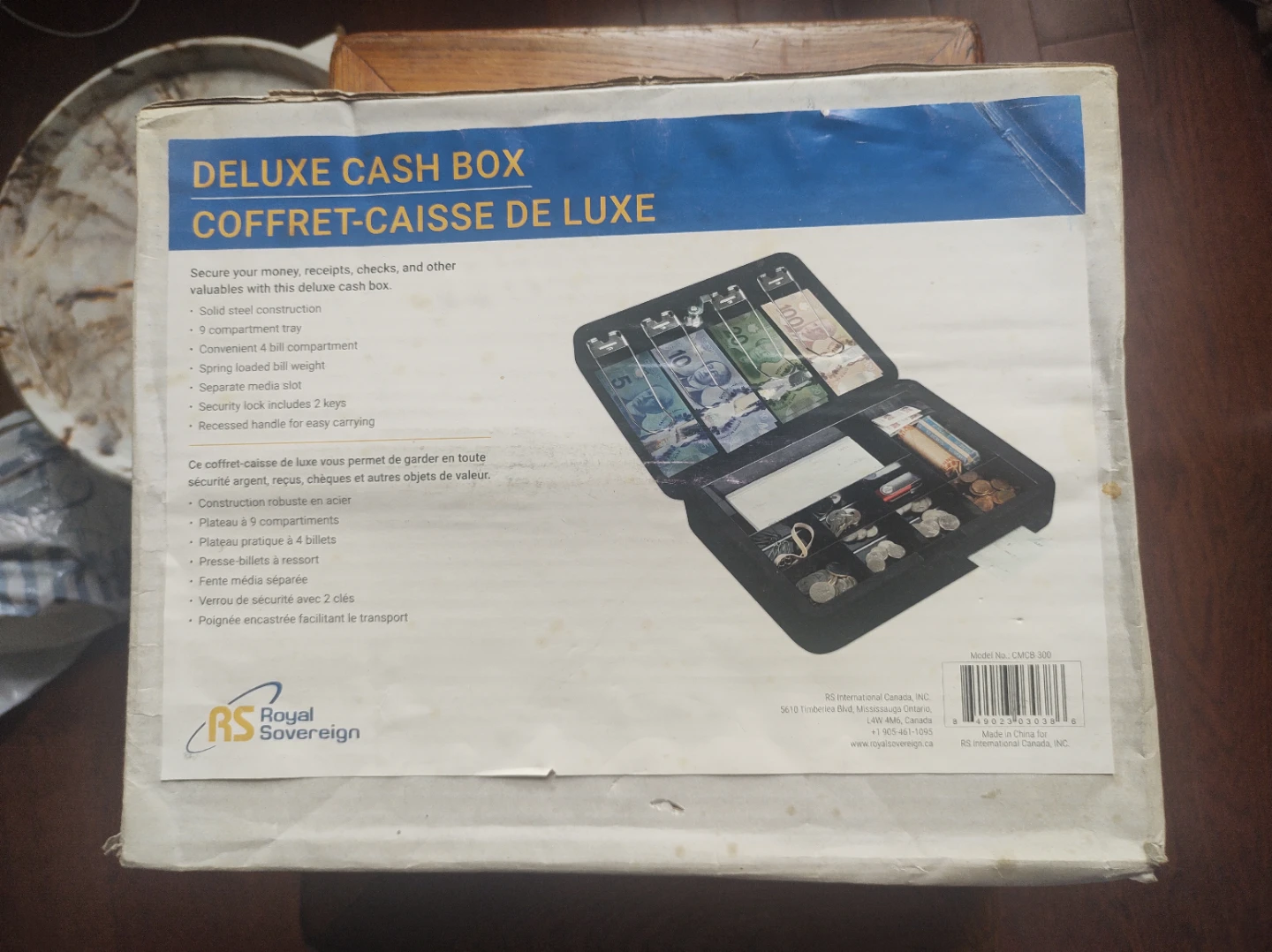 Royal Sovereign Deluxe Cash Box CMCB-300