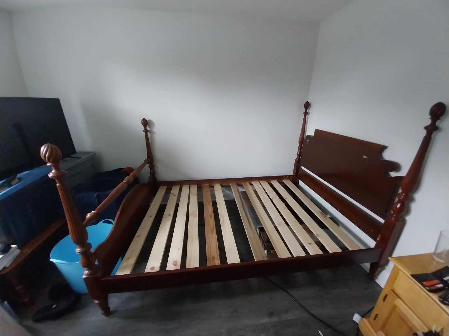 Wooden Four-Poster Bed Frame - photo 2