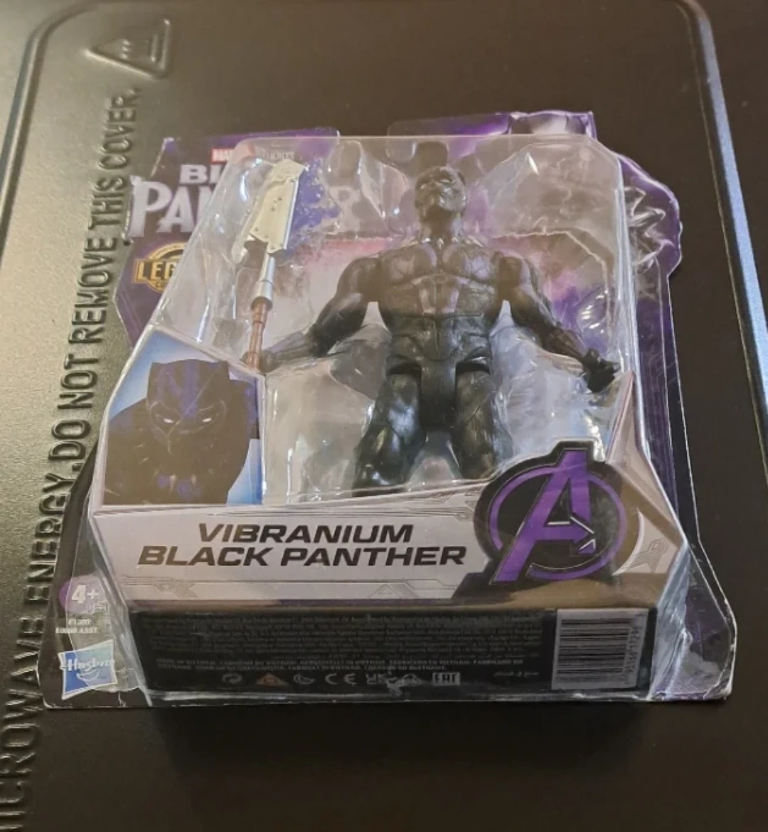 Marvel Studios Black Panther Vibranium Action Figure - photo 2