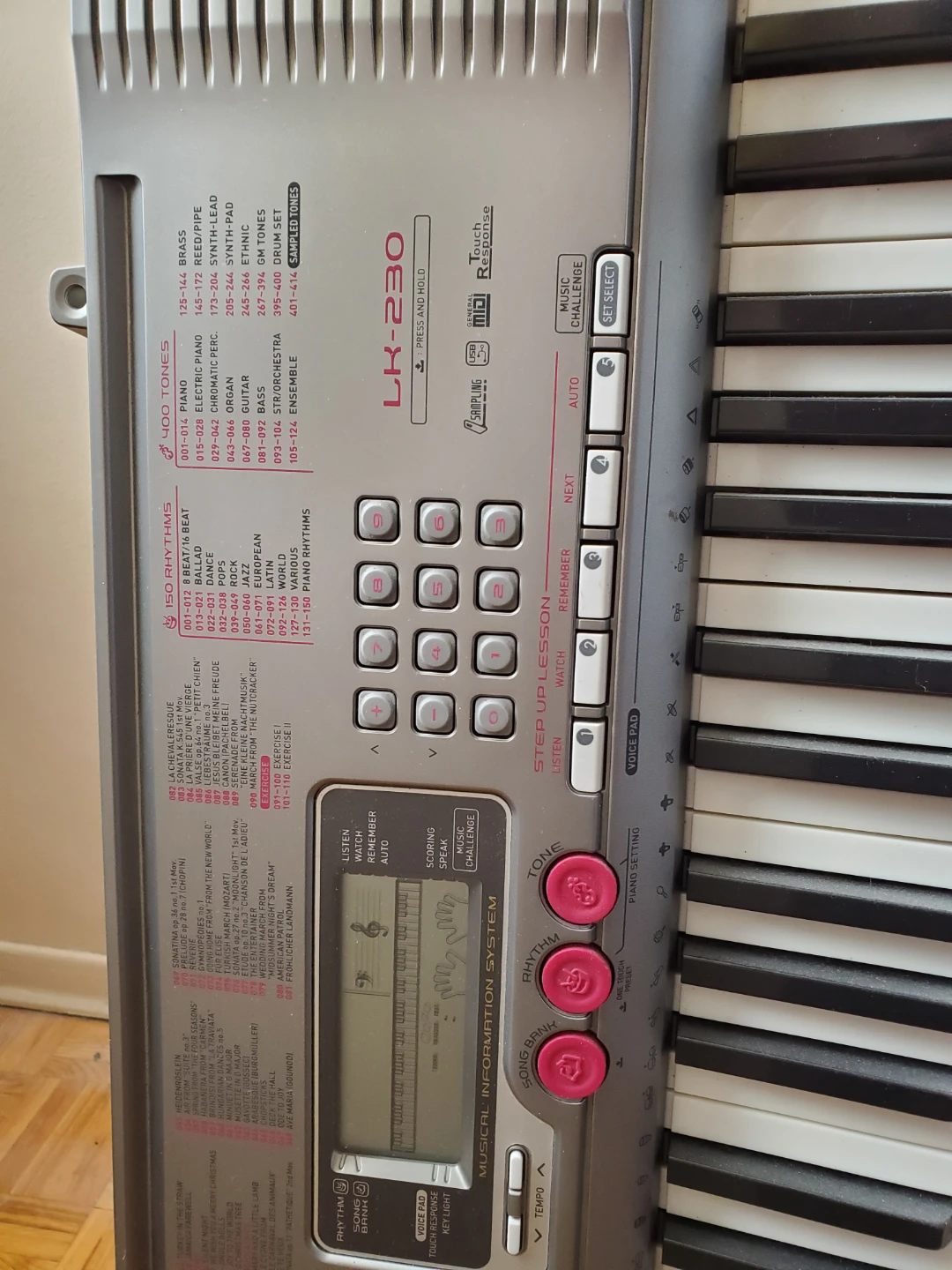Casio keyboard LK-230 - photo 2
