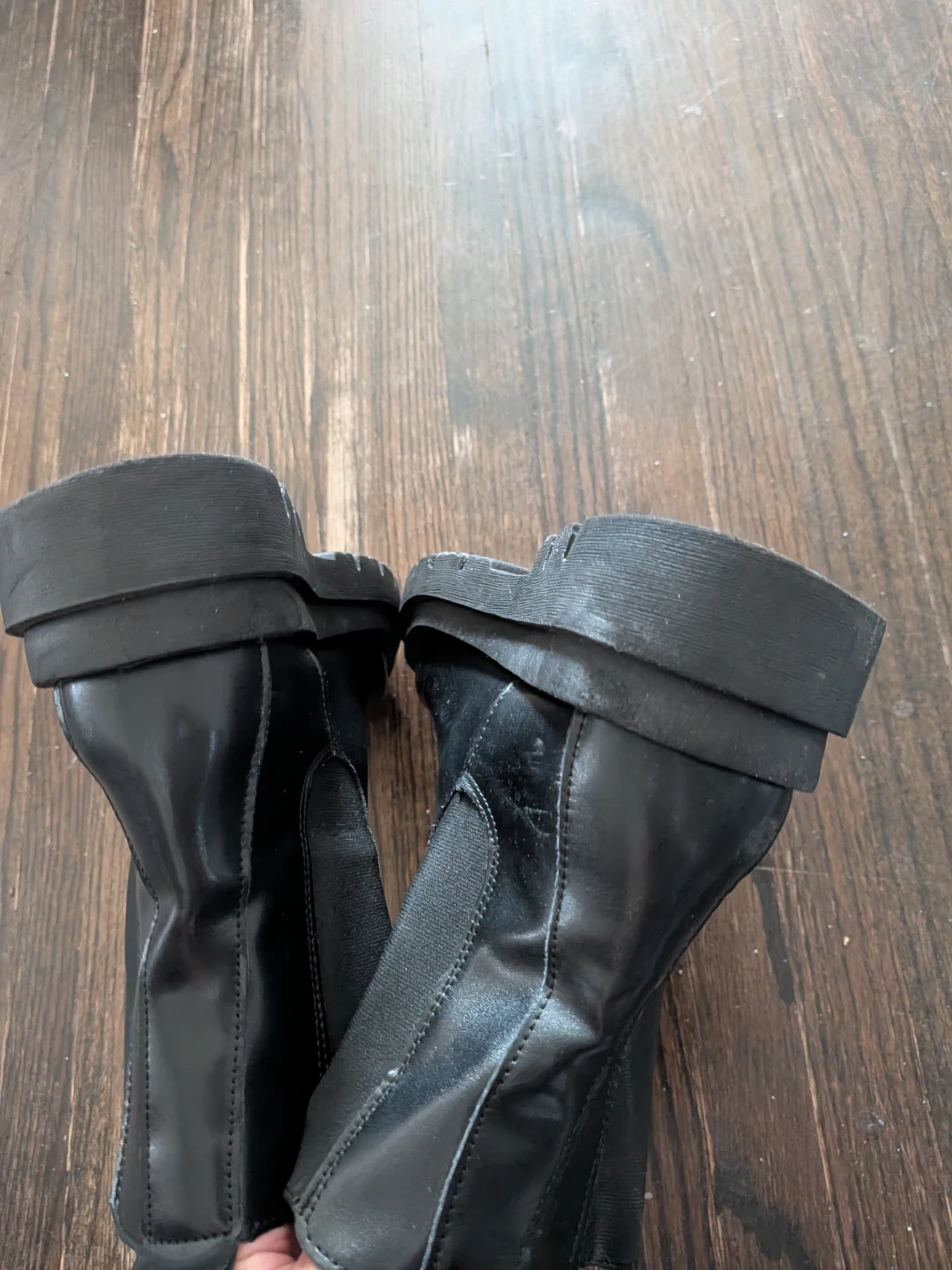 Black Chelsea Boots - photo 3