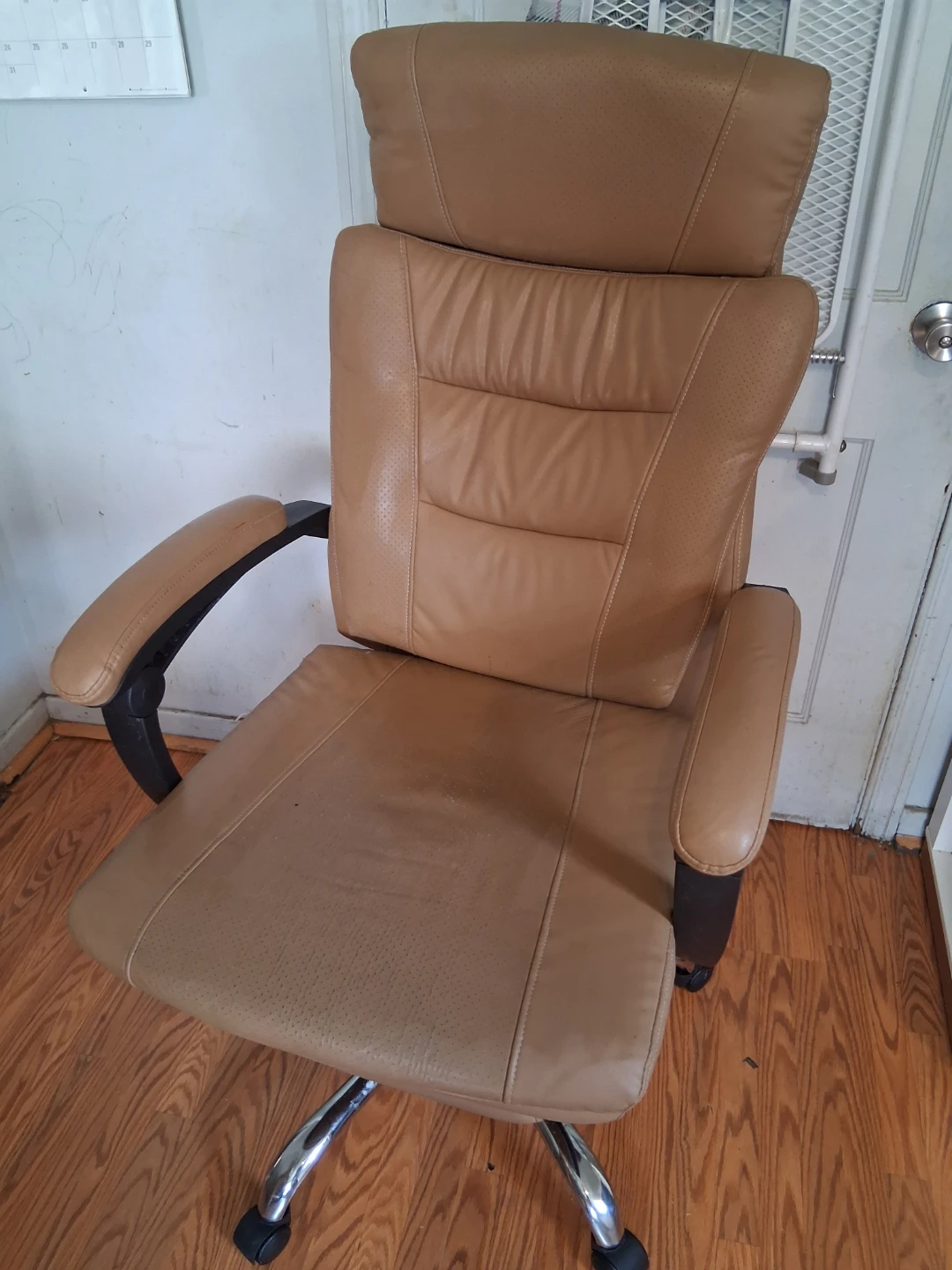 Tan Leather Executive Office Chair with Footrest - photo 2