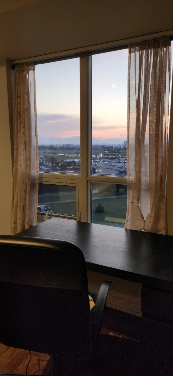 Looking for a Female roommate - photo 5